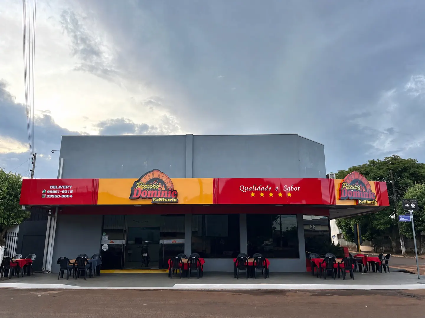 Fachada da Pizzaria Dominic em Fátima do Sul